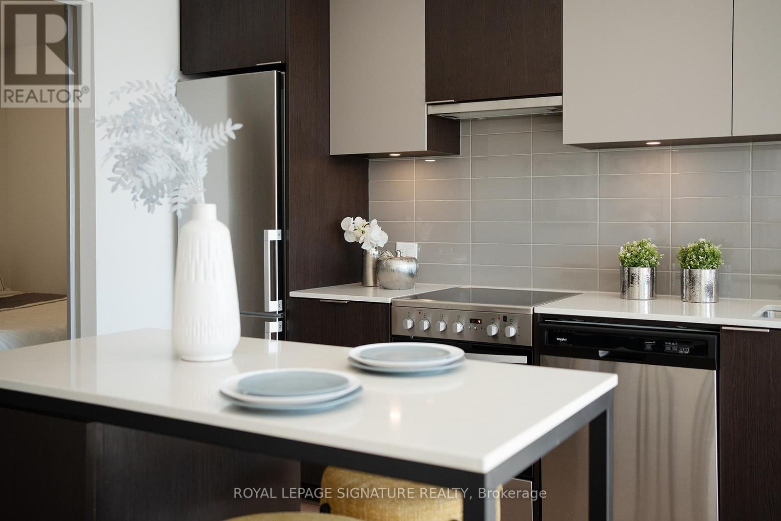 1701 - 203 COLLEGE STREET Image 19