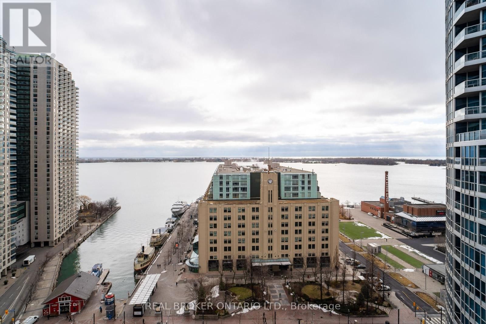 1909 - 8 YORK STREET Image 17