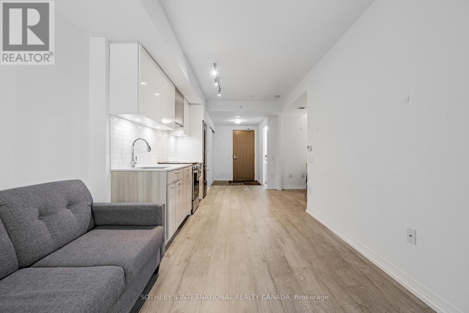 631 - 251 JARVIS STREET Image 14