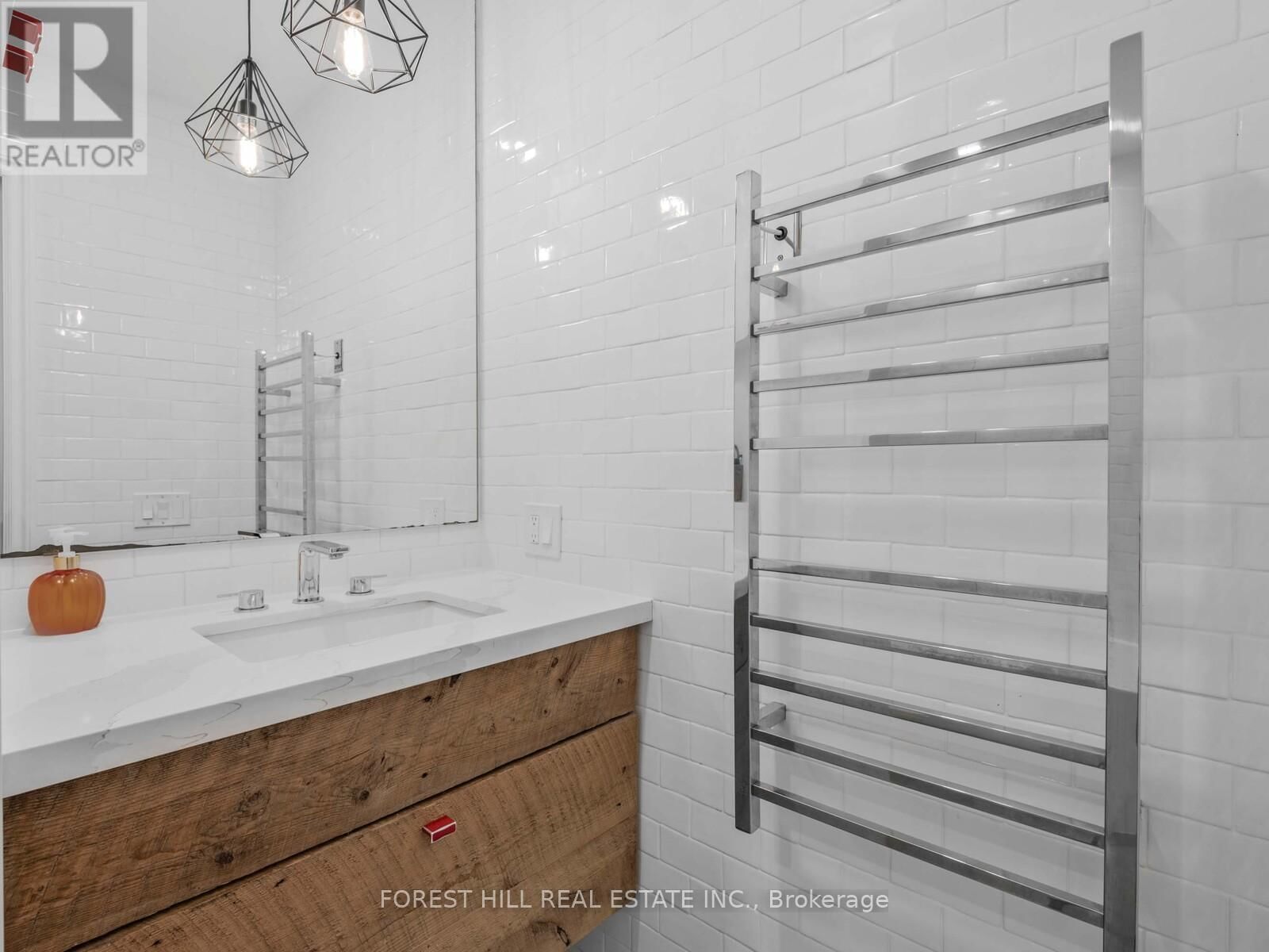 606 - 600 QUEENS QUAY WEST Image 22