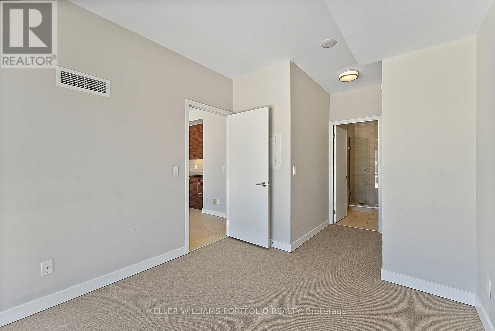 404 - 3 MARKET STREET Image 15