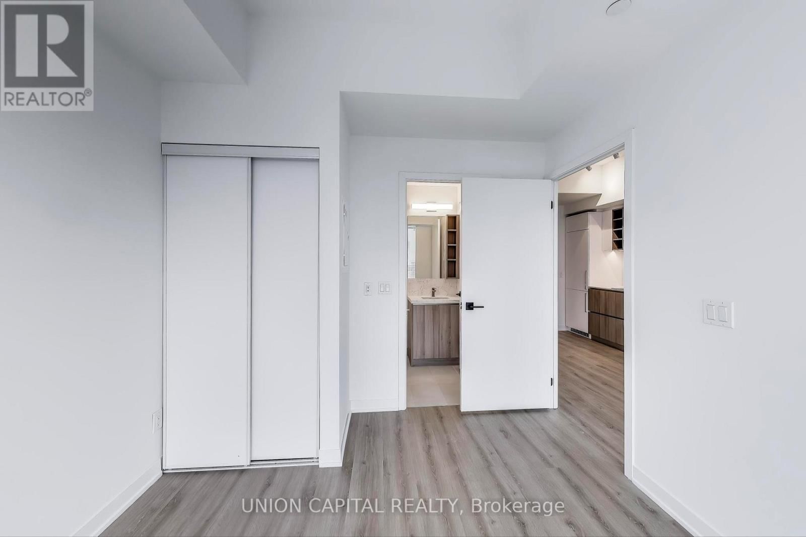 3507 - 319 JARVIS STREET Image 12