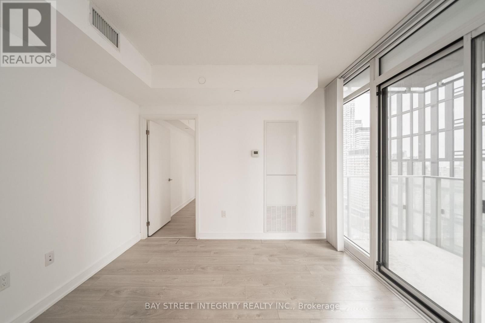 2801 - 50 WELLESLEY E STREET Image 17