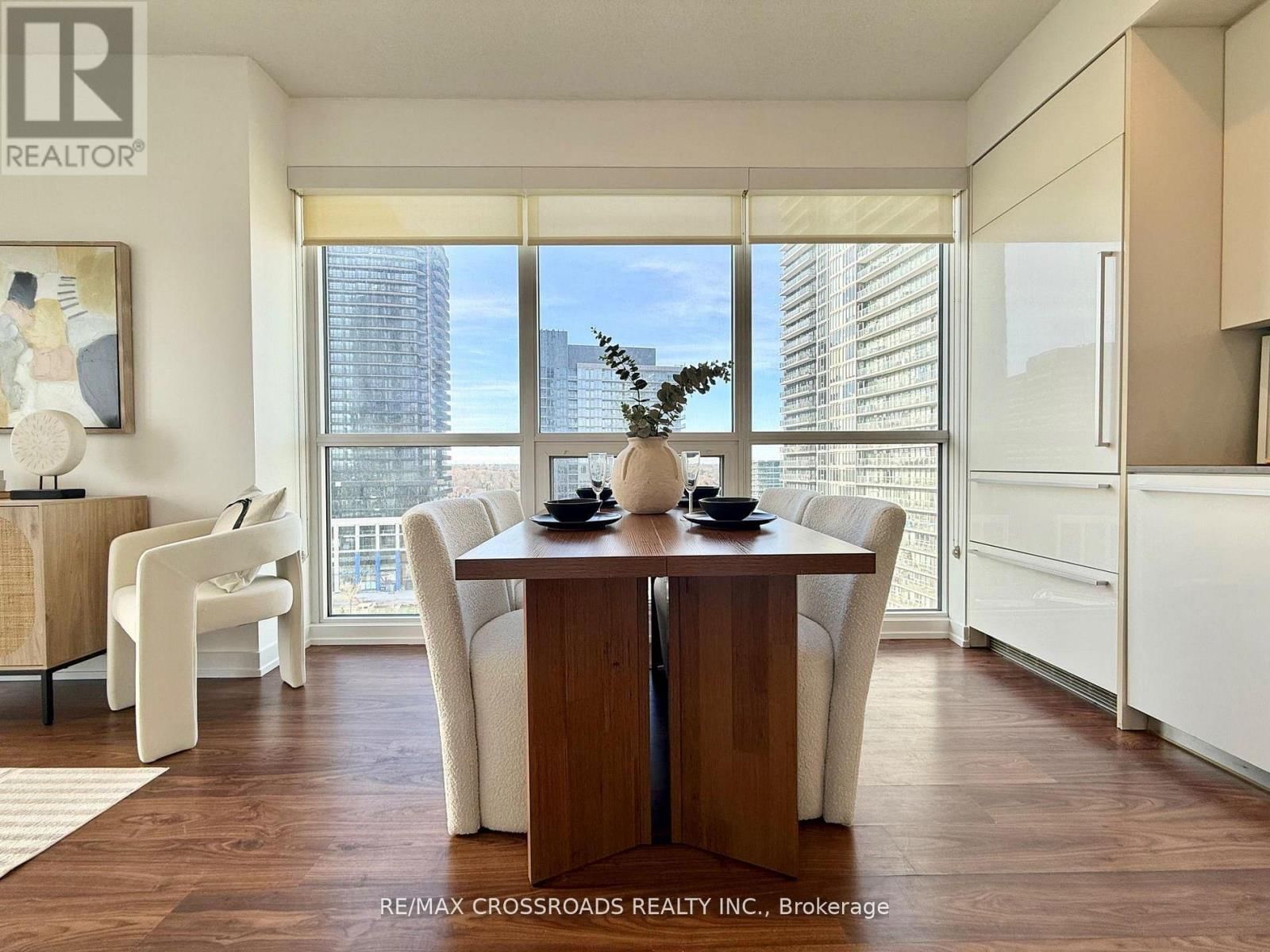 1003 - 115 MCMAHON DRIVE Image 7