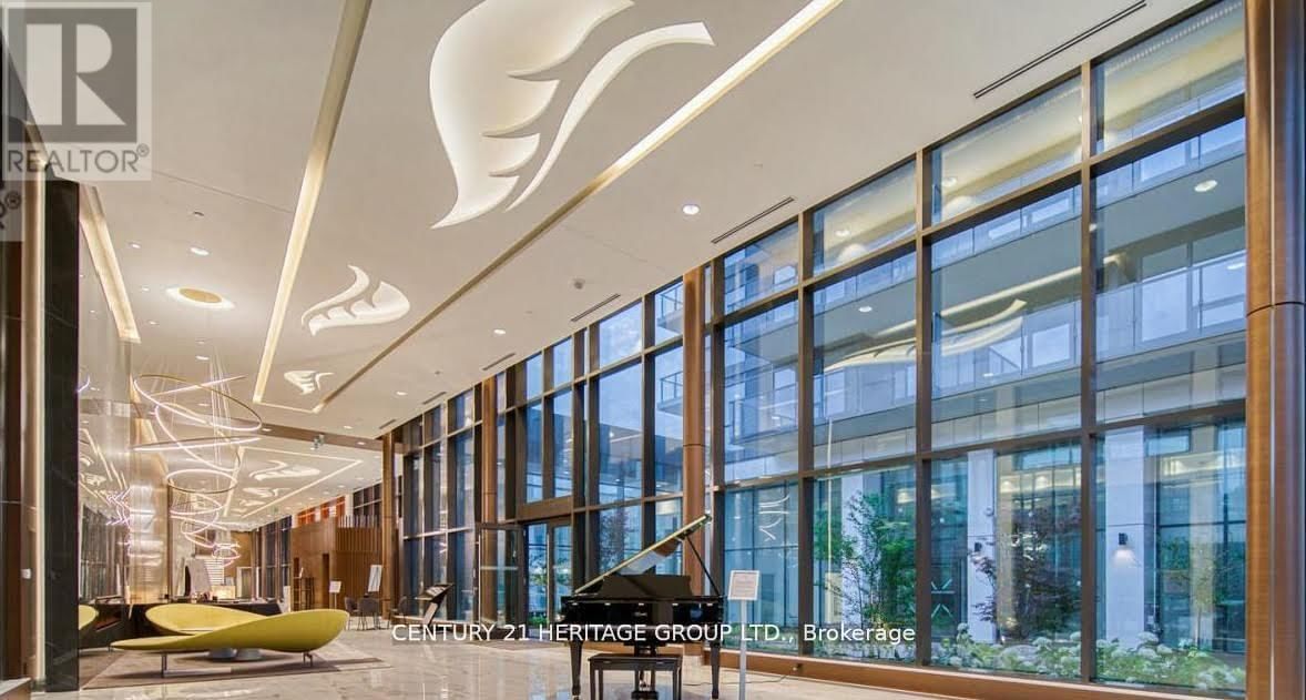 1107 - 85 MCMAHON DRIVE Image 28