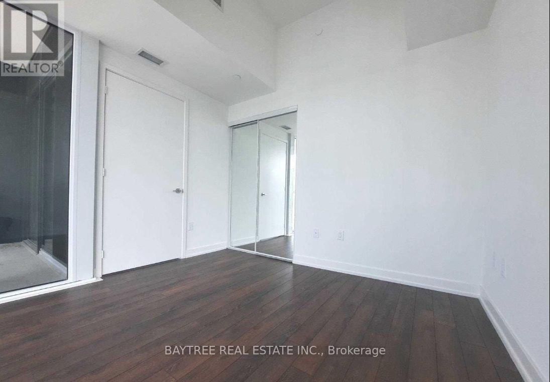 2216 - 158 FRONT STREET EAST Image 14