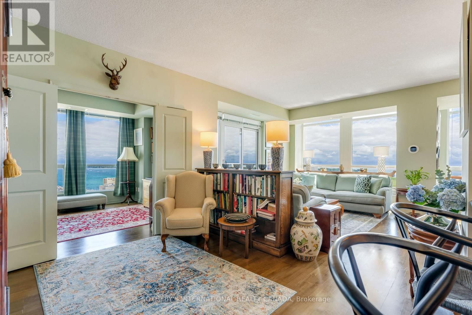 2704 - 628 FLEET STREET Image 9