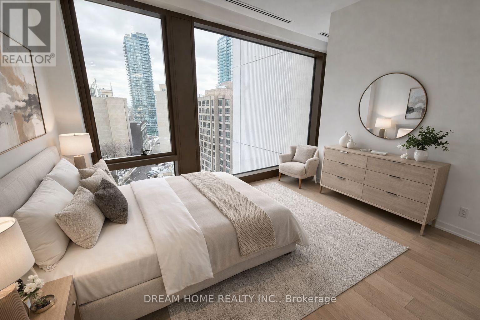 1202 - 1315 BAY STREET Image 24