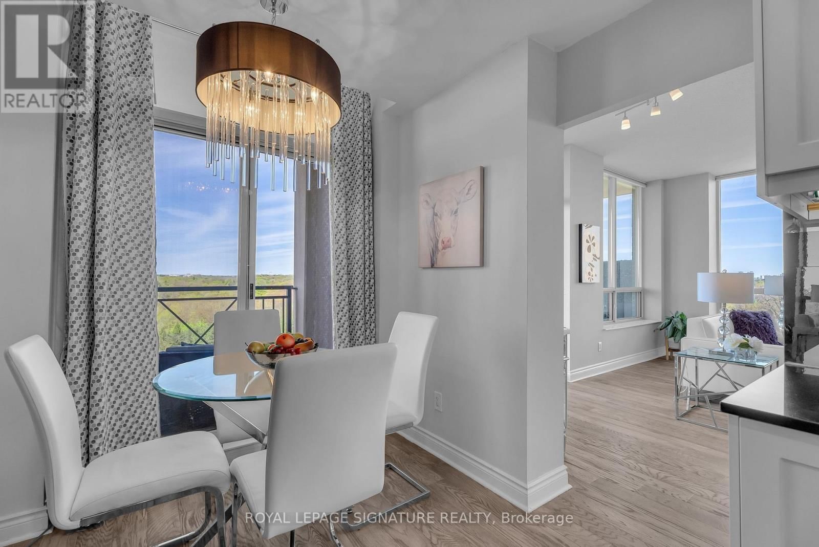 905 - 1101 LESLIE STREET Image 12