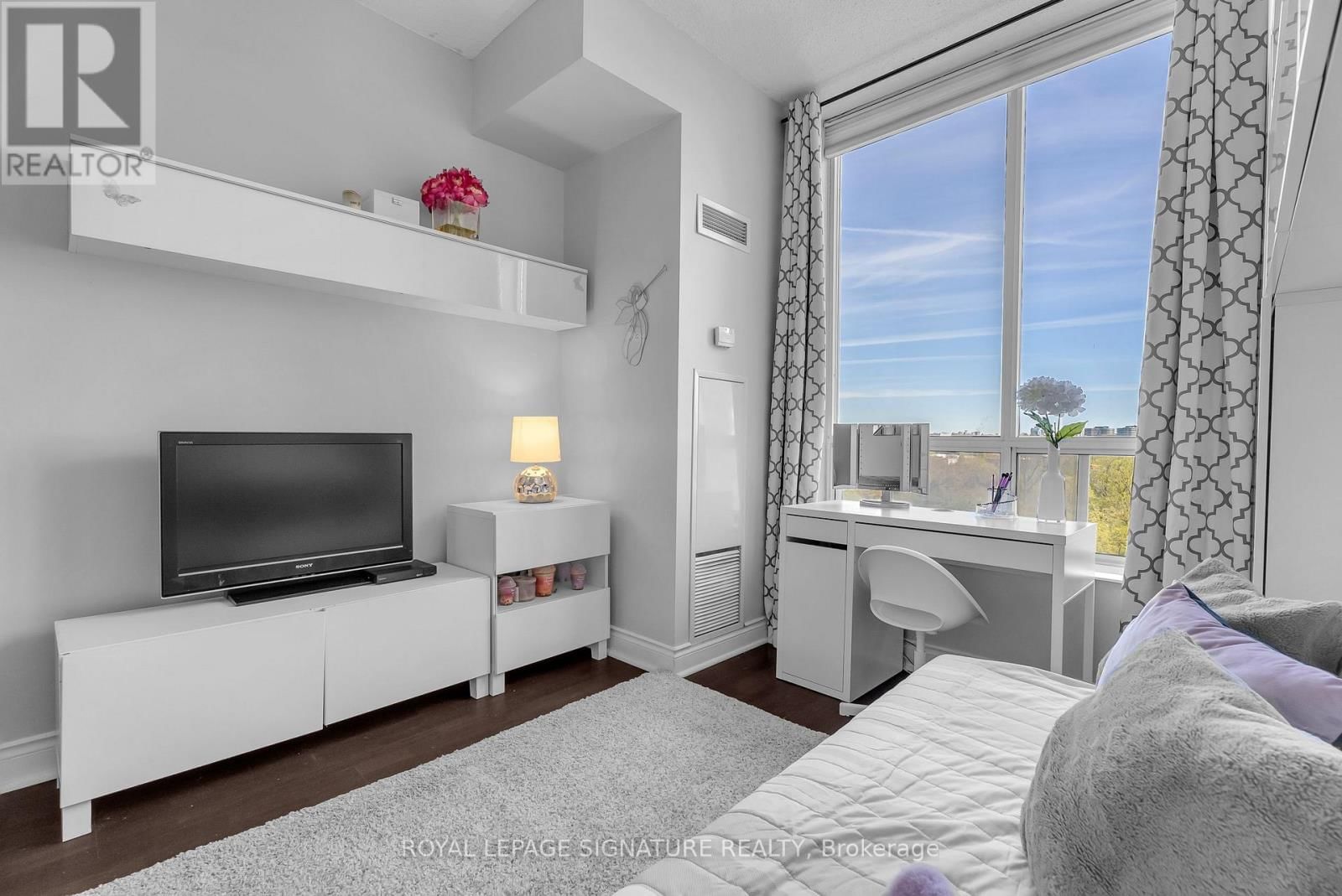 905 - 1101 LESLIE STREET Image 23