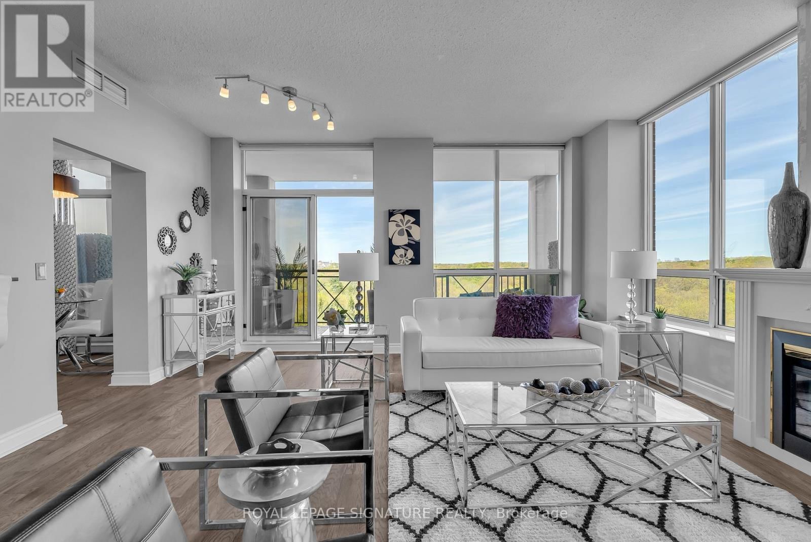 905 - 1101 LESLIE STREET Image 6