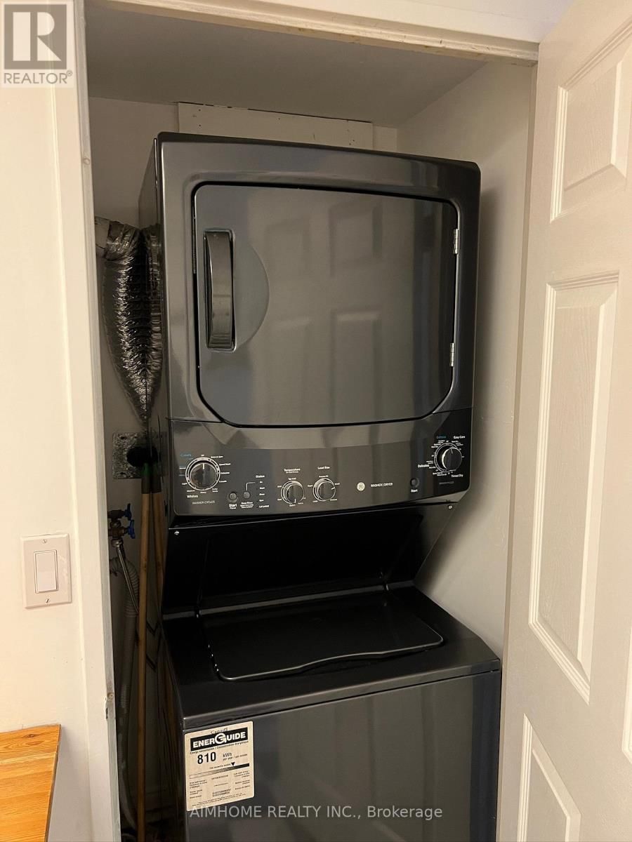 310 - 7 BISHOP AVENUE Image 7