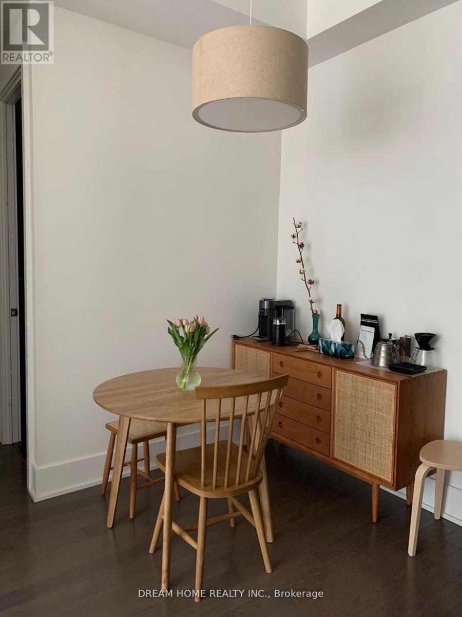 305 - 39 QUEENS QUAY EAST Image 7