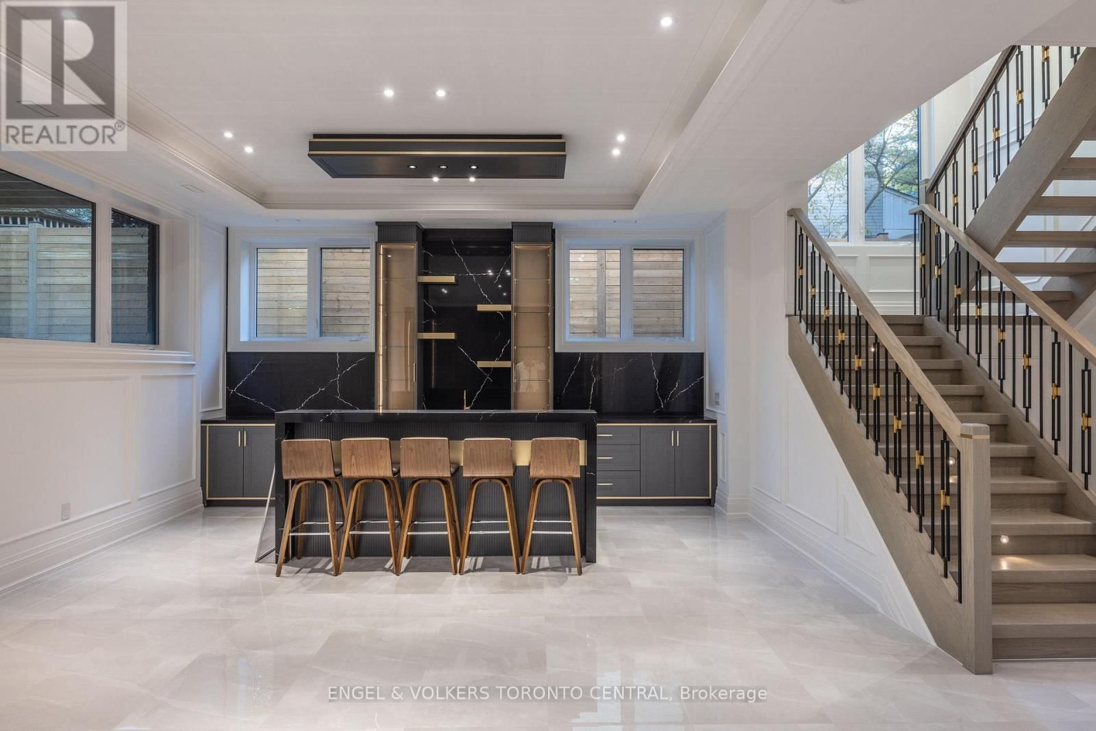 47 DANVILLE DRIVE Image 27