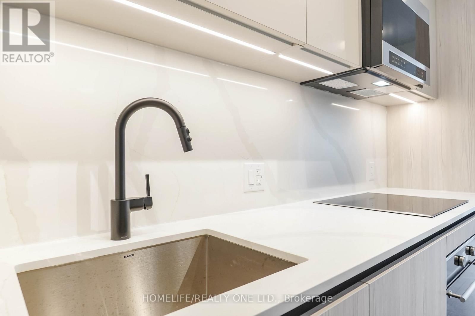 1207 - 425 FRONT STREET EAST Image 20