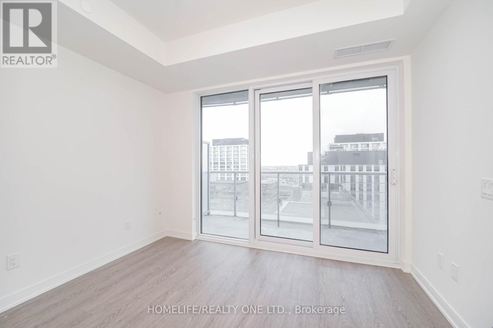 1207 - 425 FRONT STREET EAST Image 24