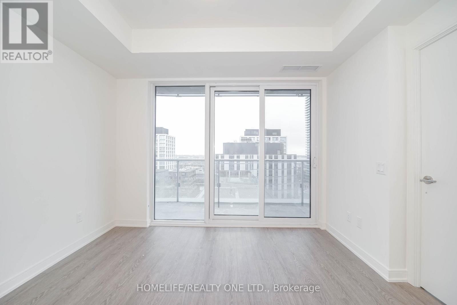 1207 - 425 FRONT STREET EAST Image 25