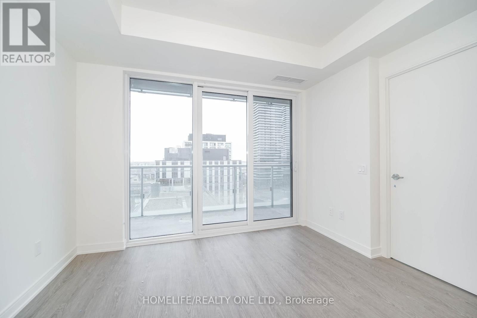 1207 - 425 FRONT STREET EAST Image 26