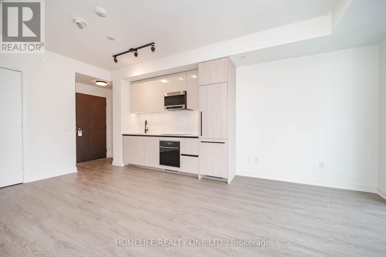 1207 - 425 FRONT STREET EAST Image 28