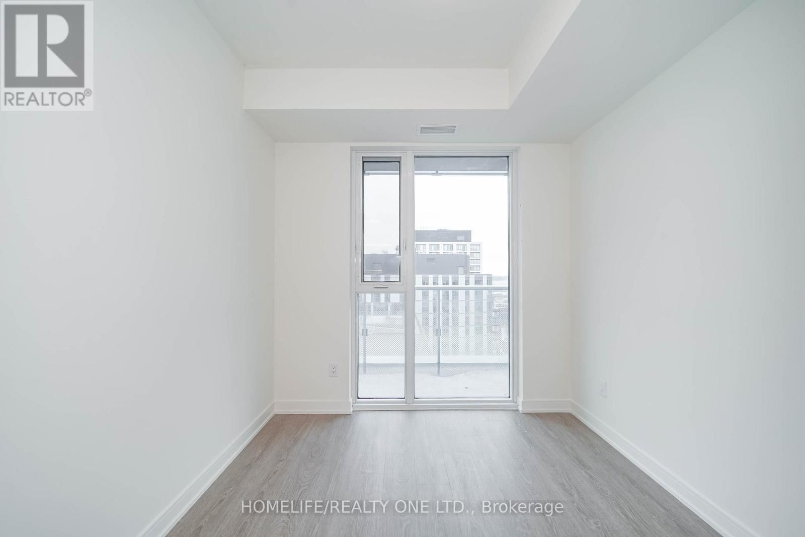 1207 - 425 FRONT STREET EAST Image 38