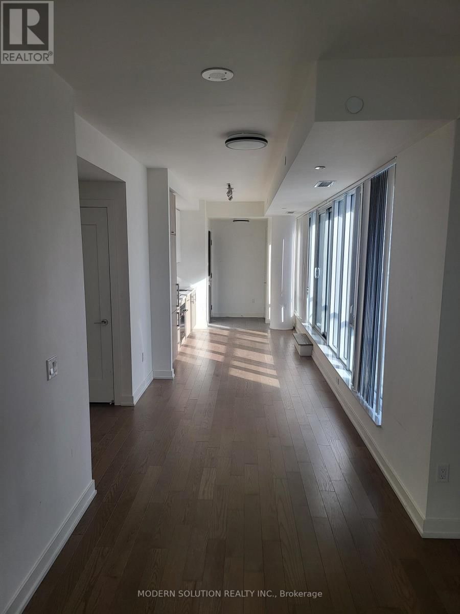 1515 - 330 RICHMOND STREET WEST Image 11