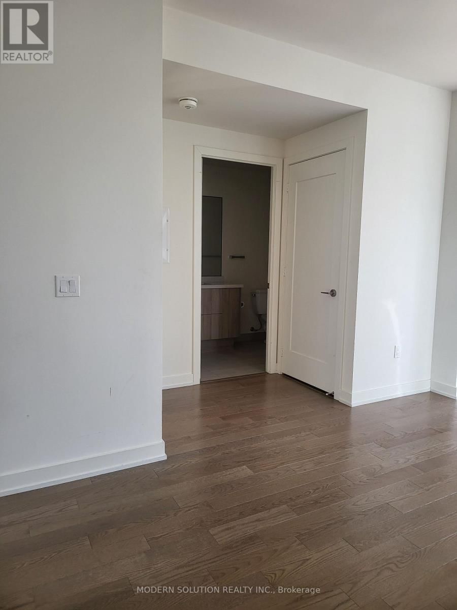 1515 - 330 RICHMOND STREET WEST Image 13