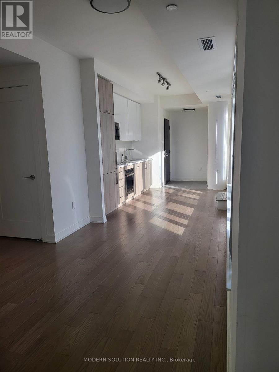 1515 - 330 RICHMOND STREET WEST Image 8