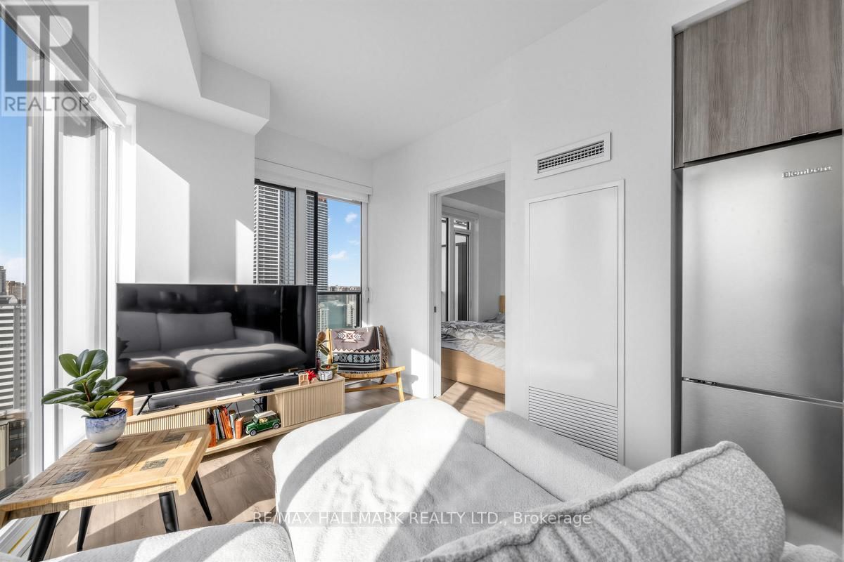 2508 - 575 BLOOR STREET EAST Image 8