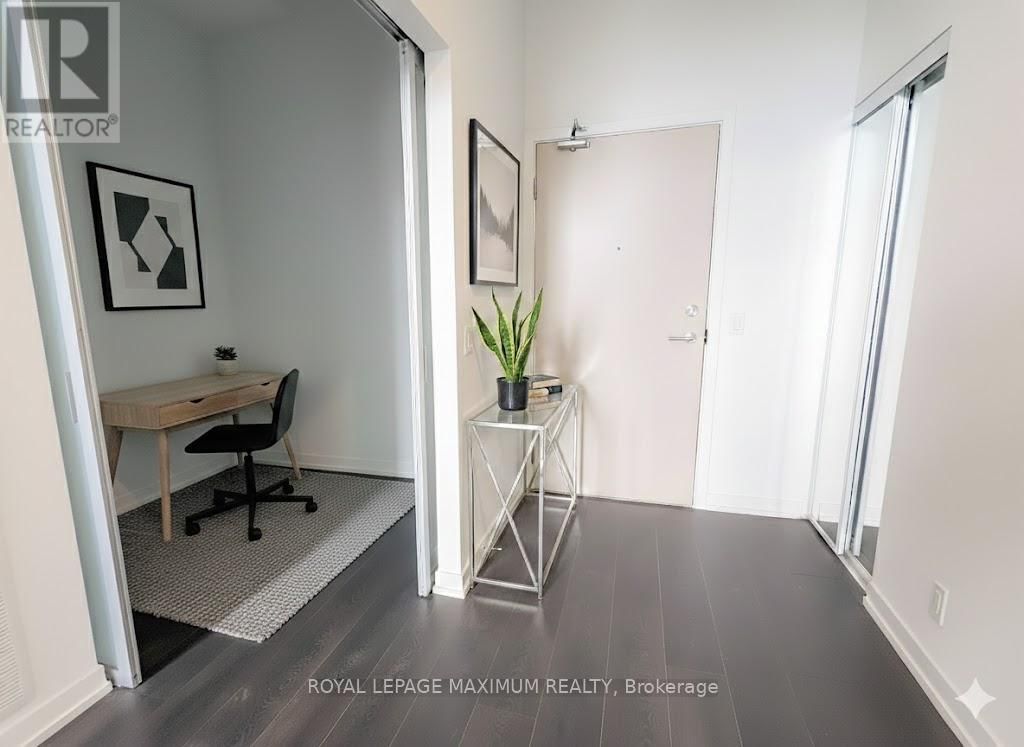 201 - 2020 BATHURST STREET Image 12