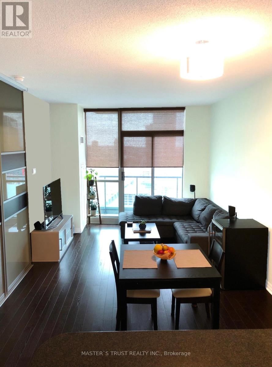 3007 - 16 YONGE STREET Image 4