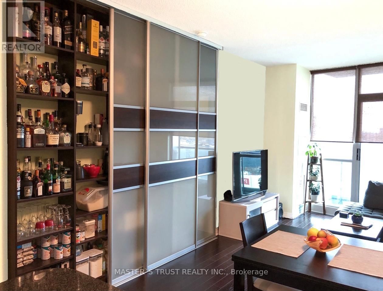 3007 - 16 YONGE STREET Image 5