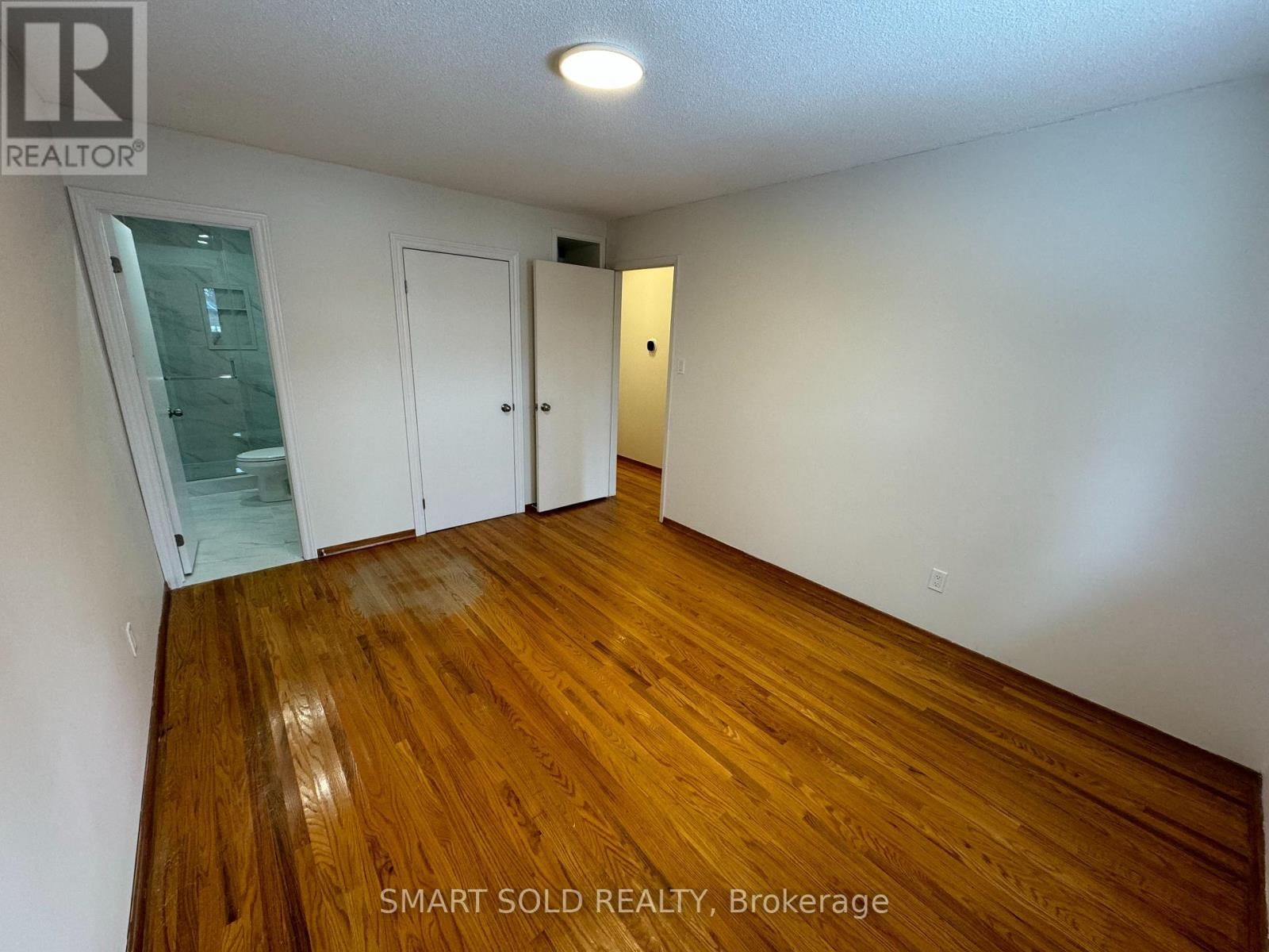 Upper - 20 BEDLE AVENUE Image 15