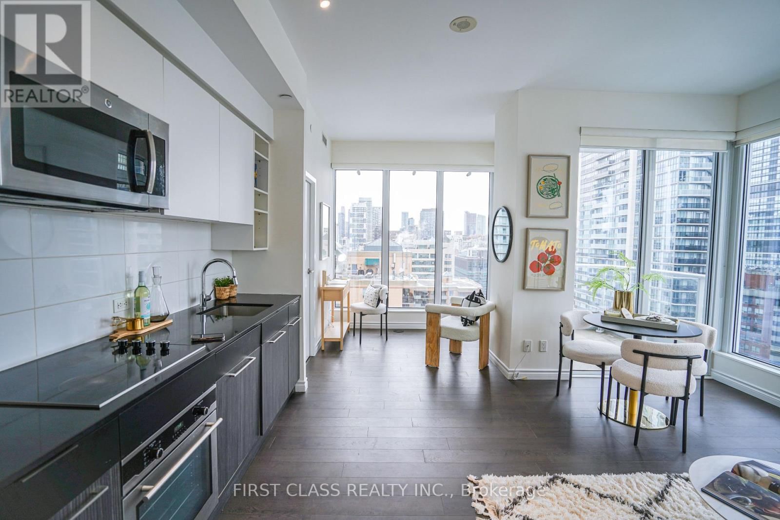 2010 - 68 SHUTER STREET Image 8