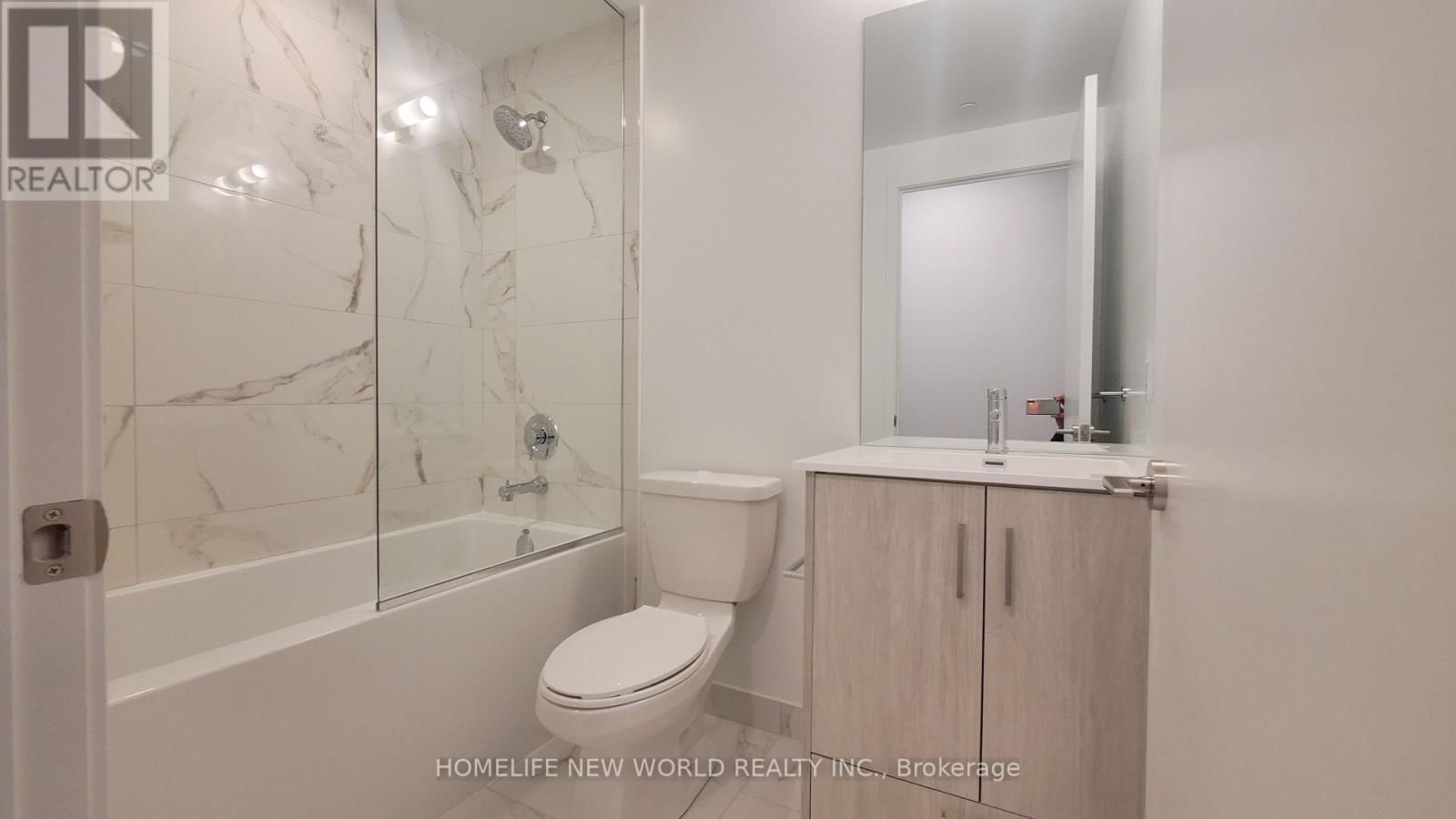 3009 - 180 FRONT STREET EAST Image 13