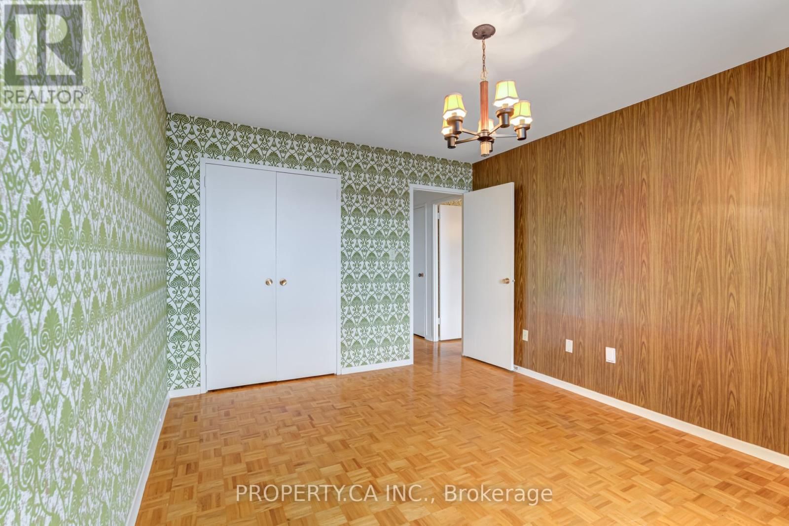 2606 - 135 ANTIBES DRIVE Image 21