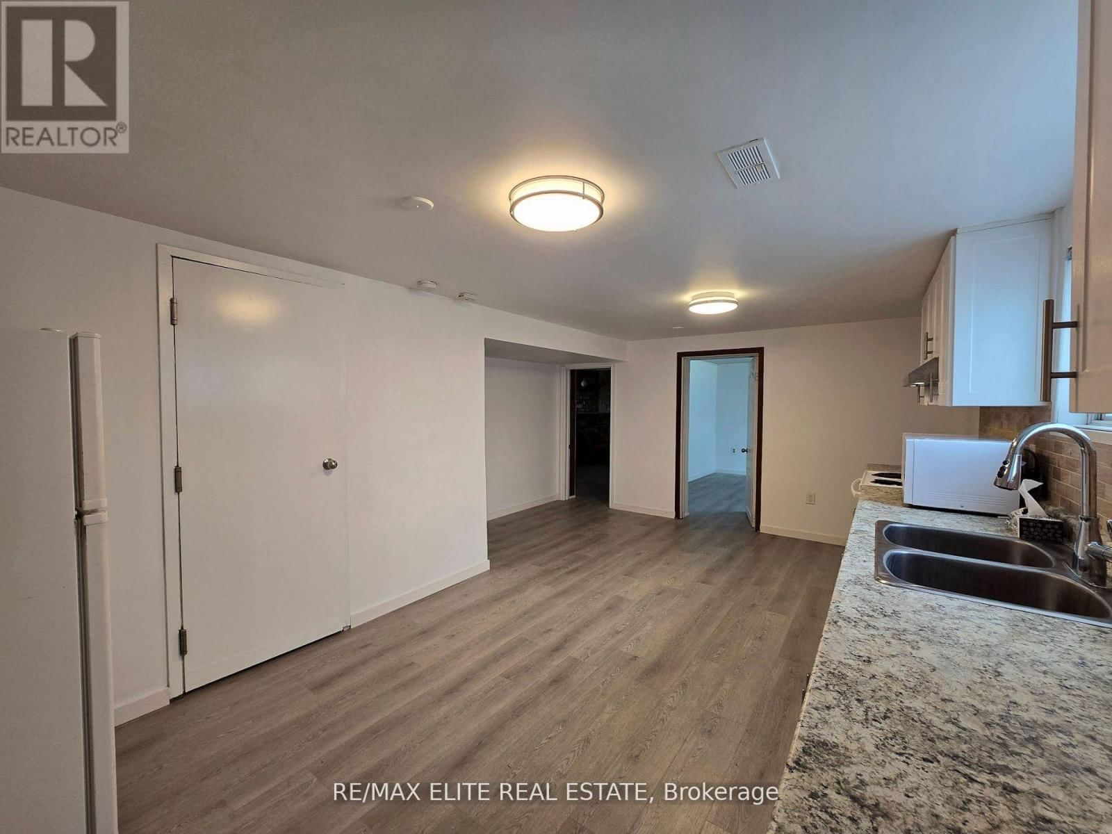 Lower - 46 WEDGEWOOD DRIVE Image 12