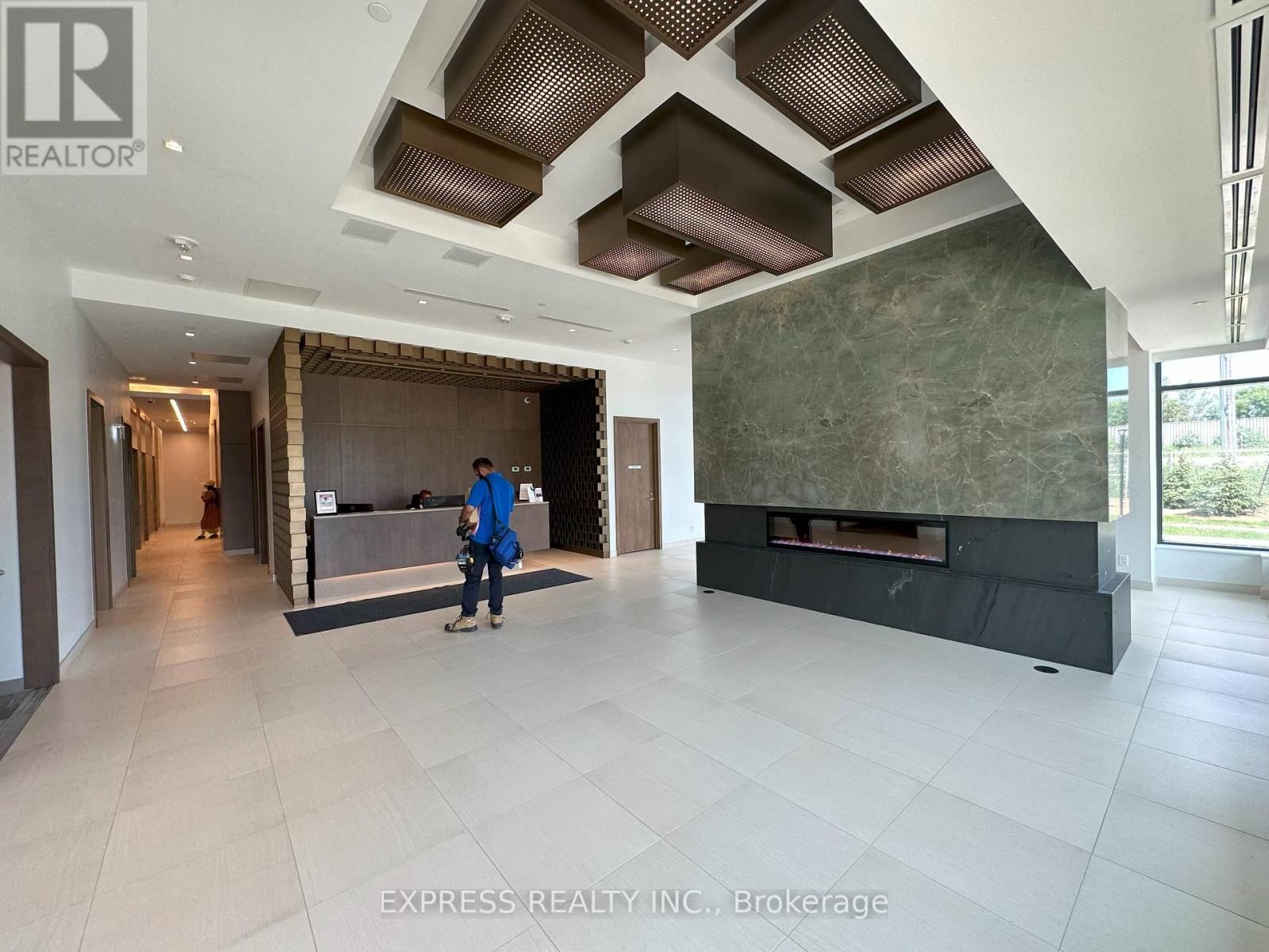 907 - 188 FAIRVIEW MALL DRIVE Image 12