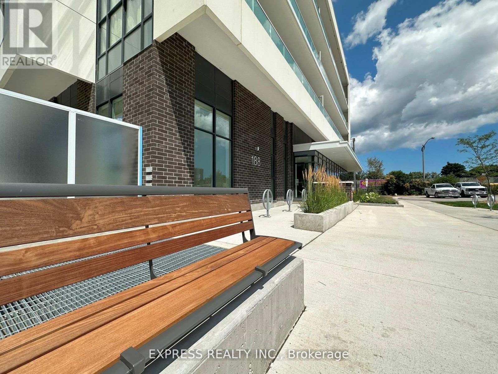 907 - 188 FAIRVIEW MALL DRIVE Image 18