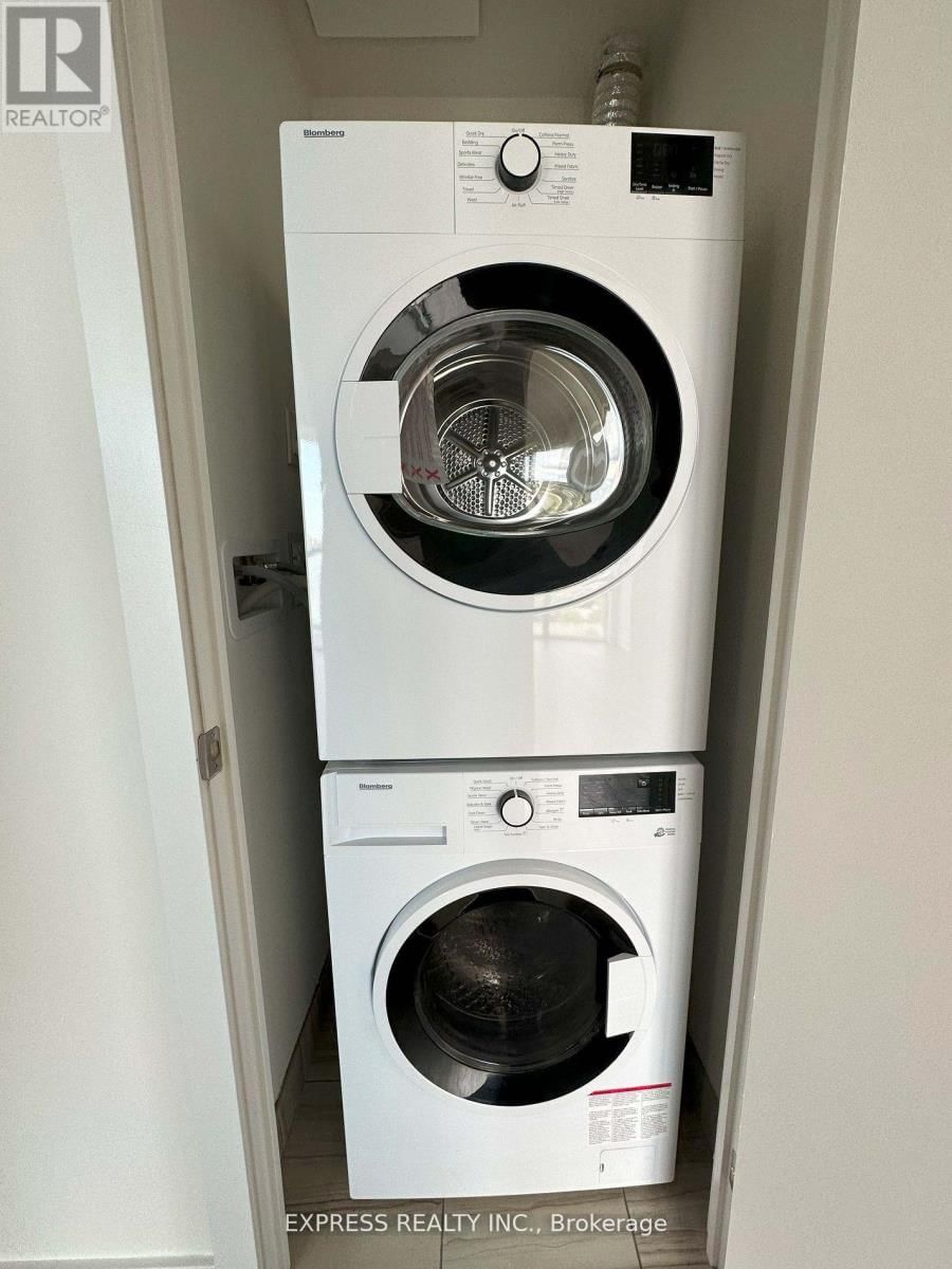 907 - 188 FAIRVIEW MALL DRIVE Image 19