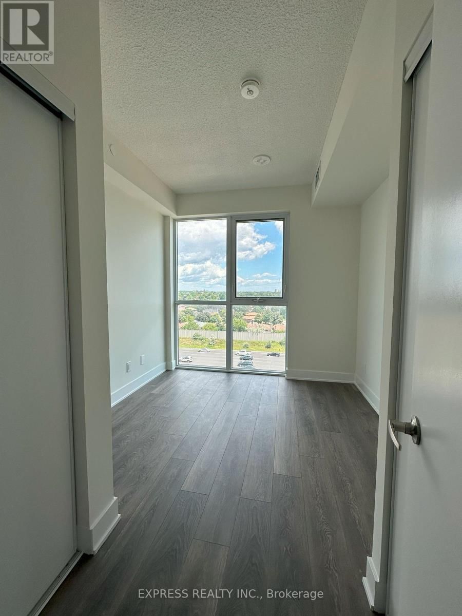 907 - 188 FAIRVIEW MALL DRIVE Image 5