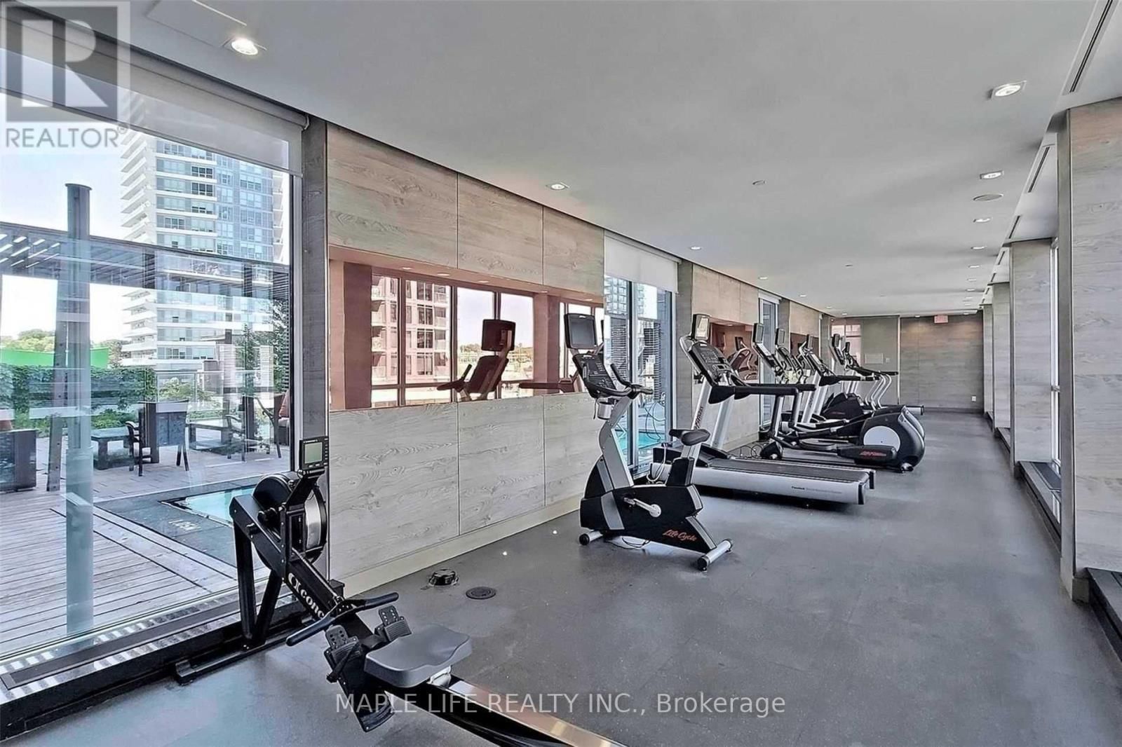 2502 - 121 MCMAHON DRIVE Image 11