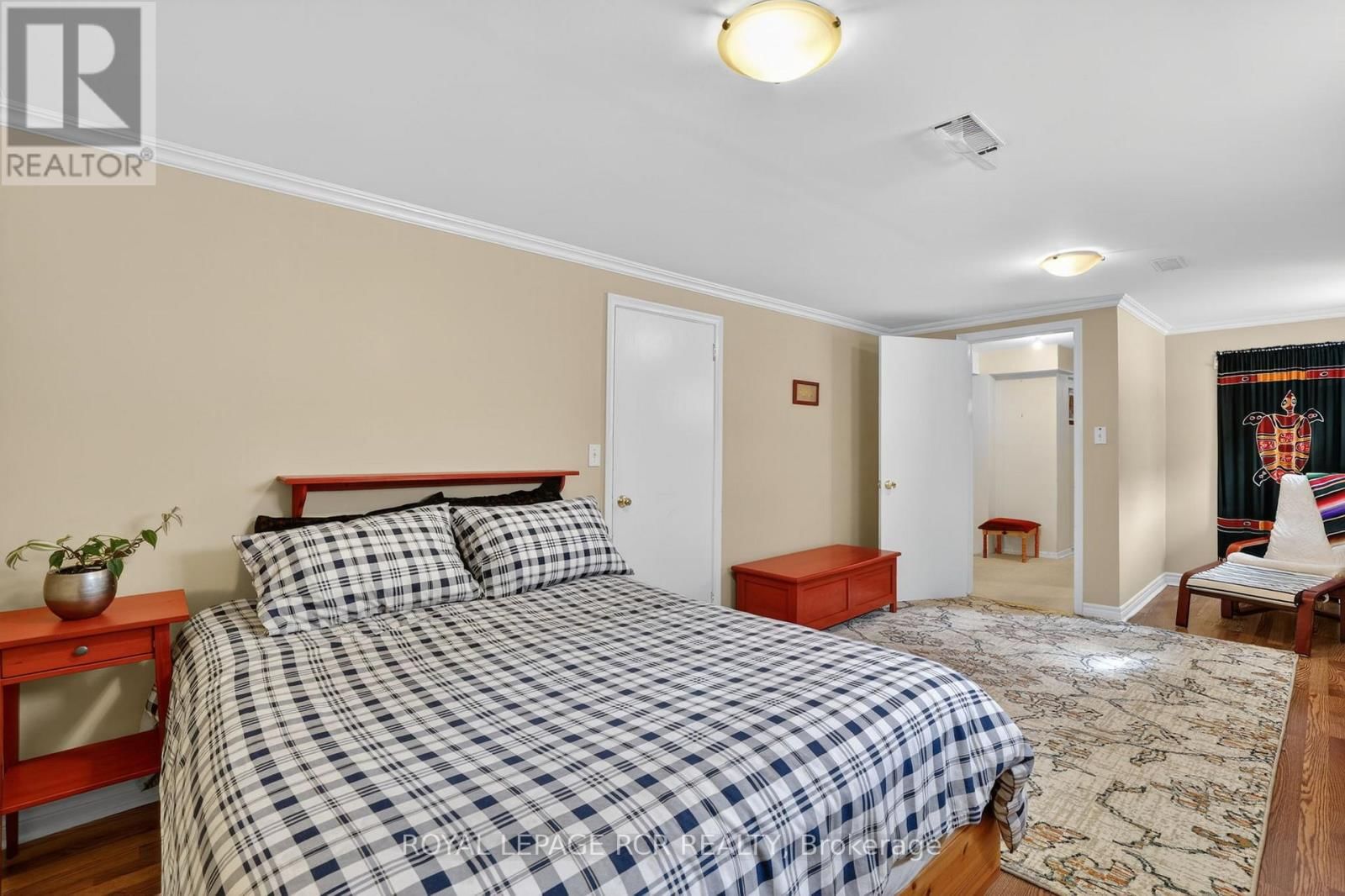 6 AILSA CRAIG COURT Image 37