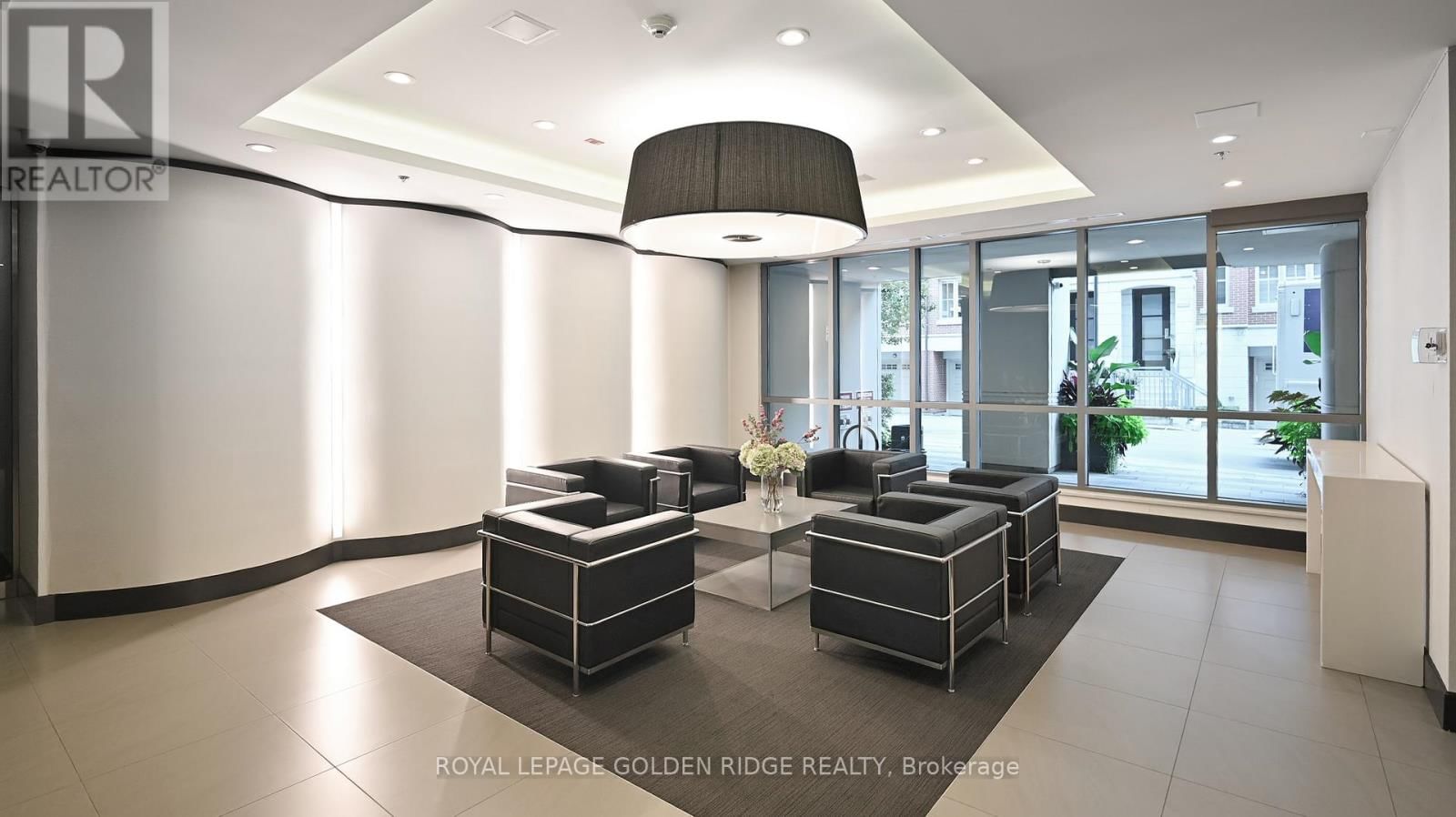 224 - 377 MADISON AVENUE Image 7