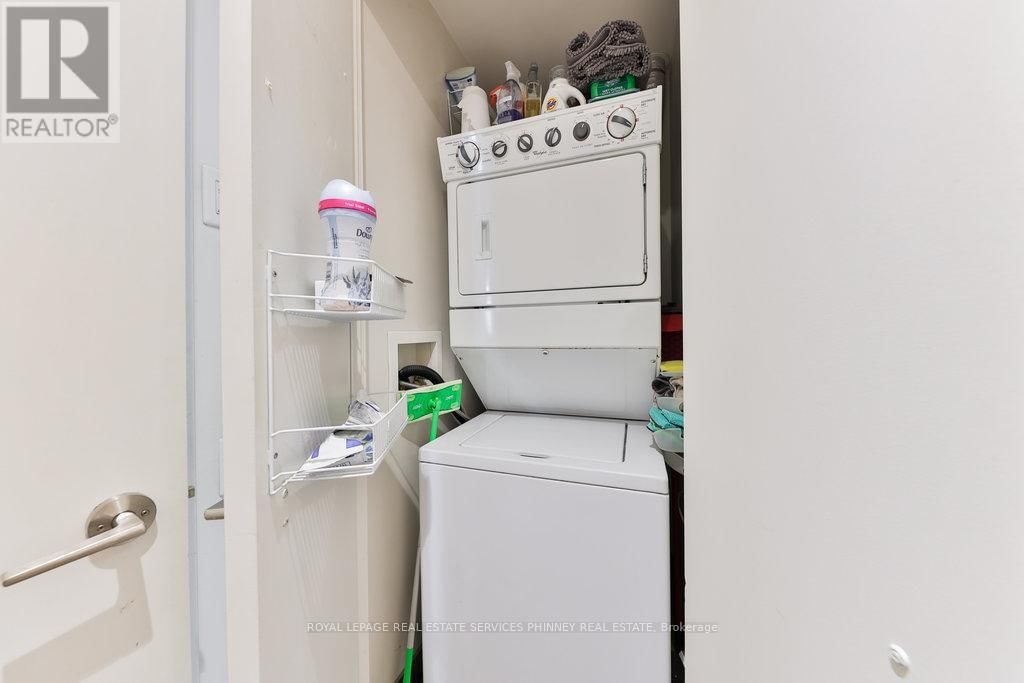 207 - 650 KING STREET WEST Image 14