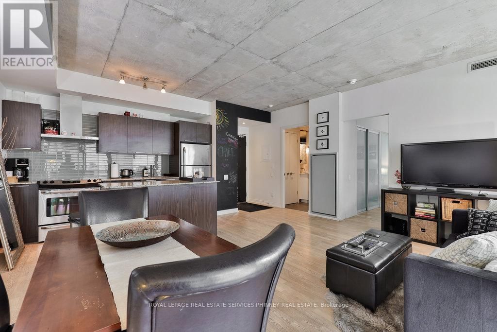 207 - 650 KING STREET WEST Image 7