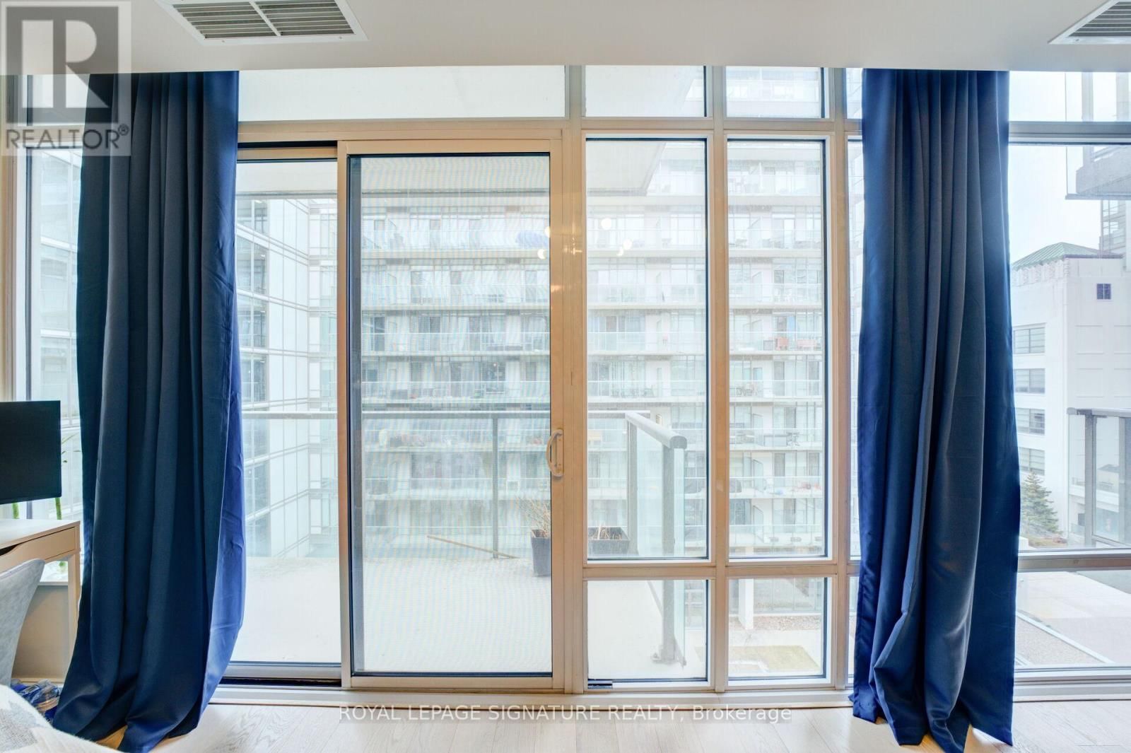 602 - 90 STADIUM ROAD Image 31