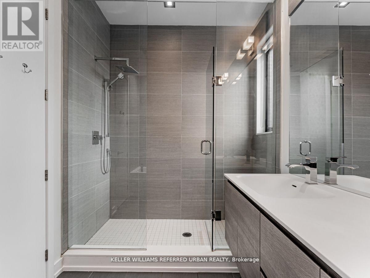 33 ACHTMAN LANE Image 18