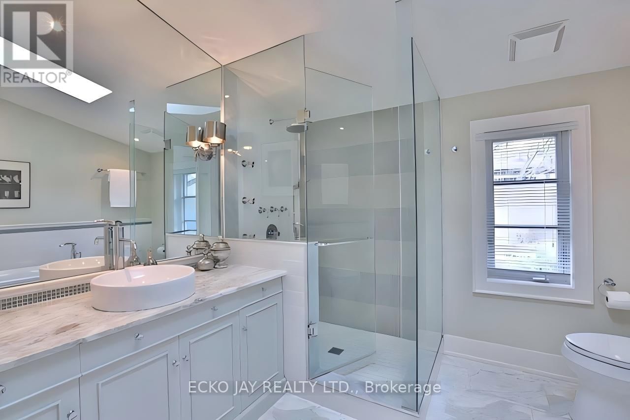 61 LACEWOOD CRESCENT Image 16