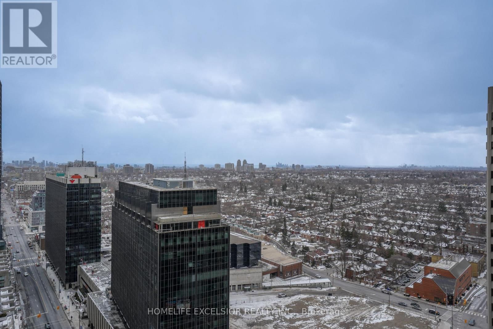 2002 - 8 EGLINTON AVENUE EAST Image 25