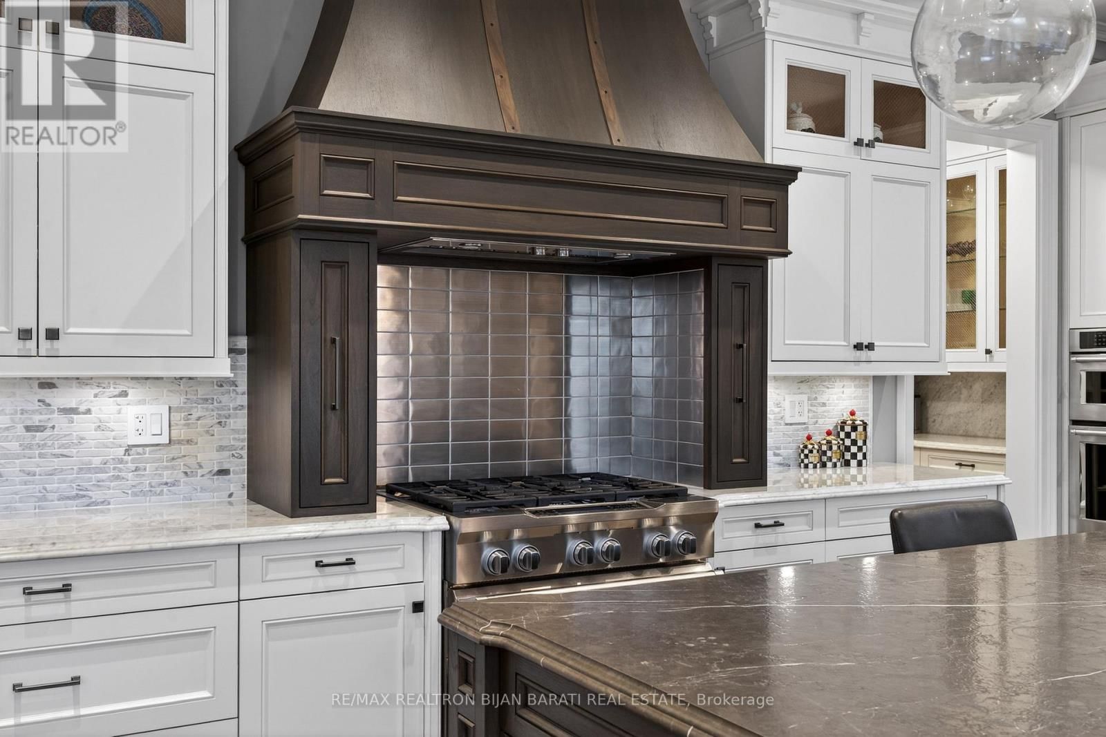 97 BURNETT AVENUE Image 20